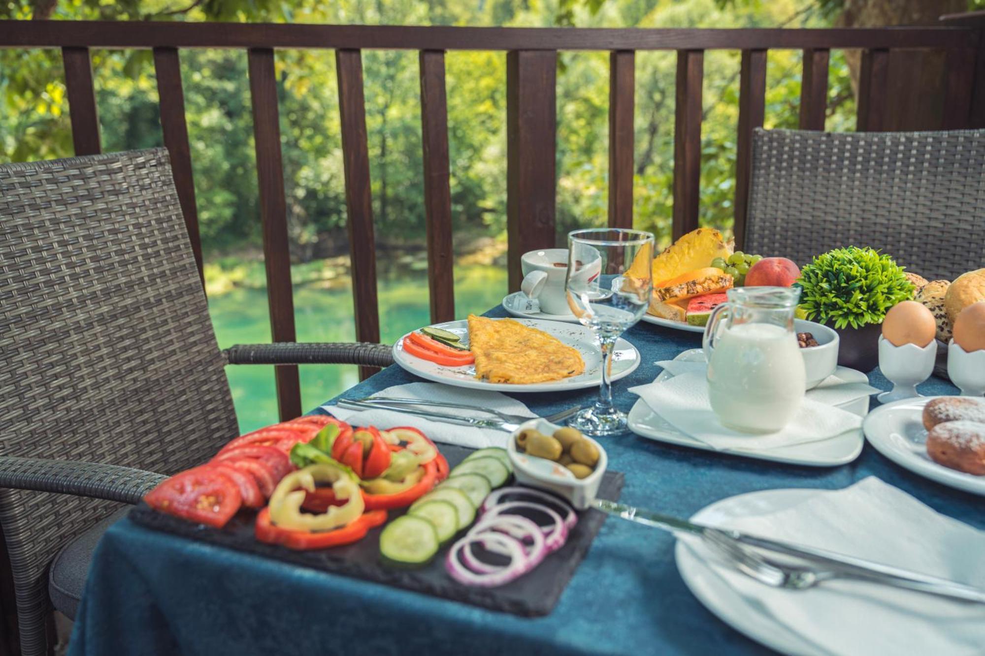 Hotel Tazz - River Front Oasis Collection Bihać Eksteriør billede