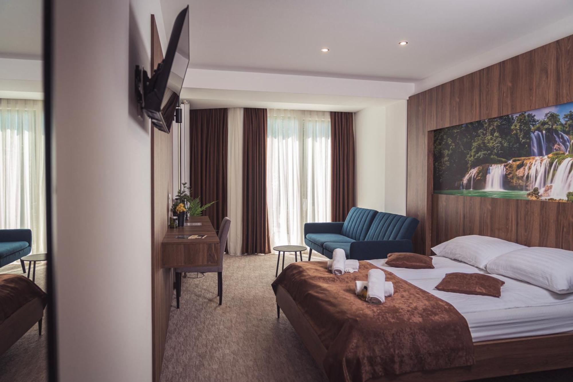 Hotel Tazz - River Front Oasis Collection Bihać Eksteriør billede