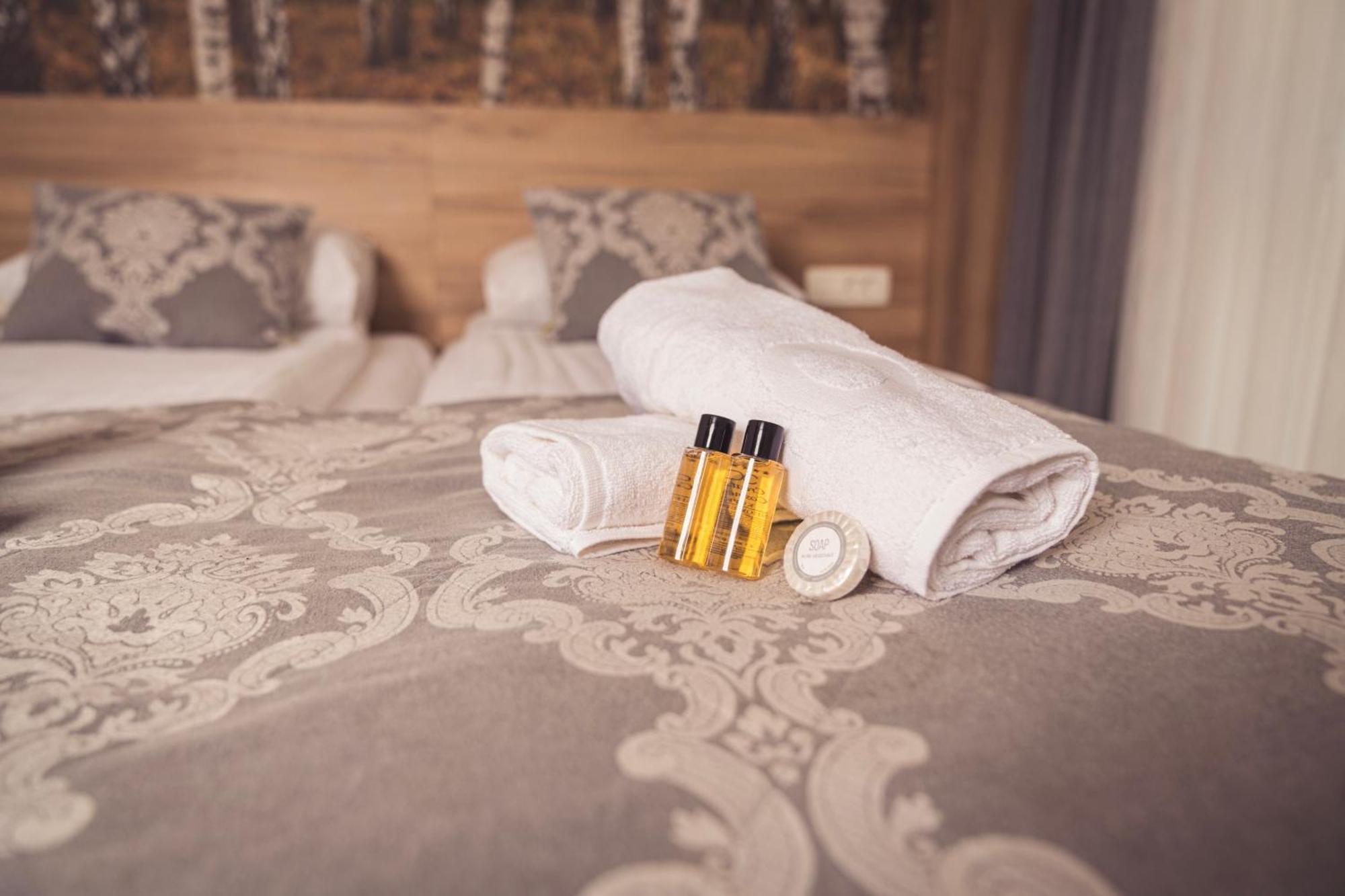Hotel Tazz - River Front Oasis Collection Bihać Eksteriør billede